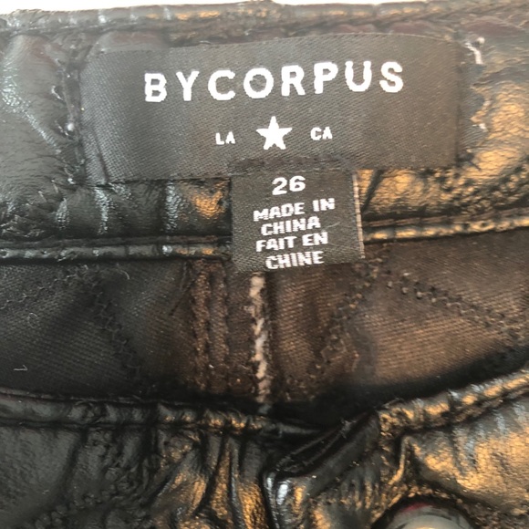 Quilted pattern leather pants - Picture 5 of 6